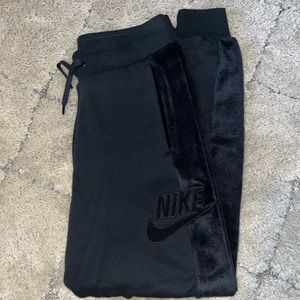 Nike joggers faux fur